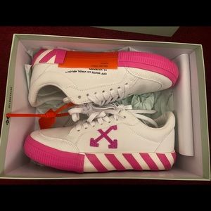 Pink and White Off White Vulcanized Low Top Sneaker